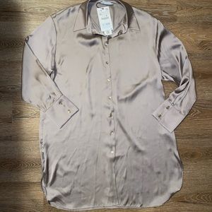 NWT ZARA SILKY BLOUSE/DRESS 🤍